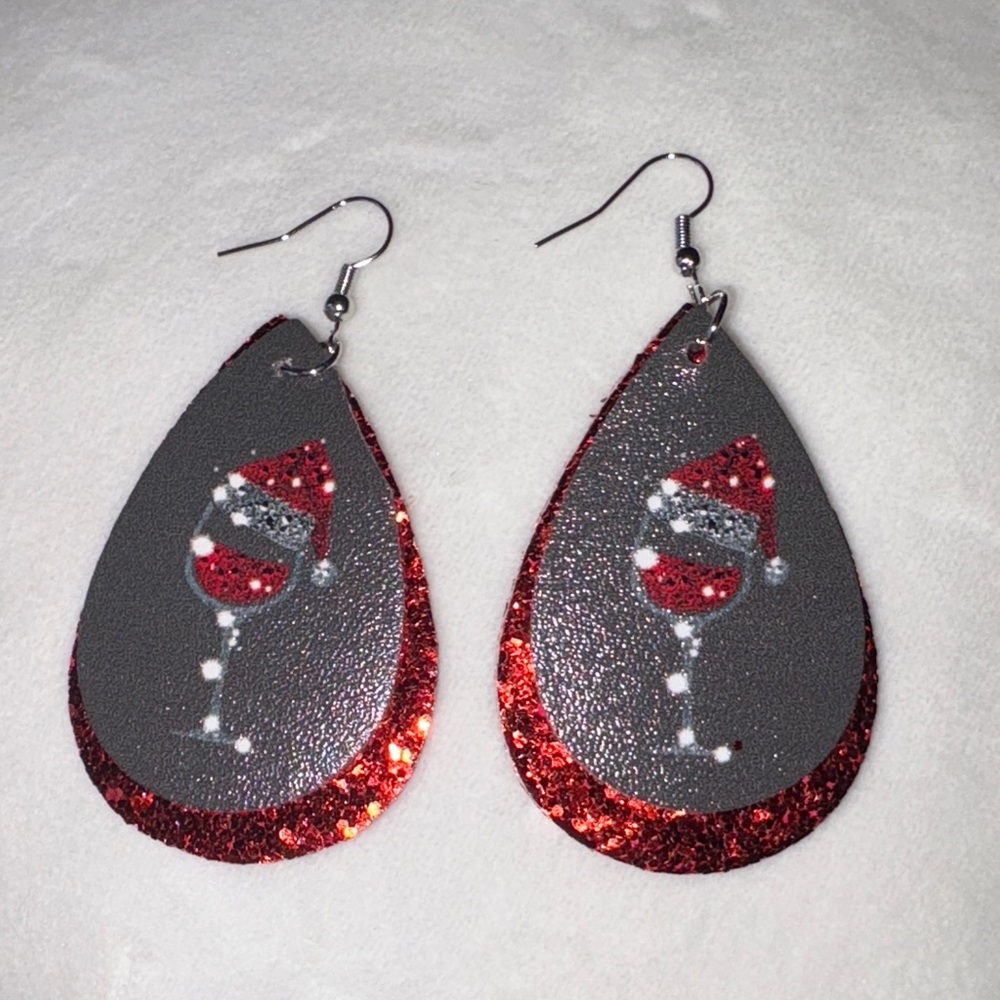 NWOT Festive Earrings